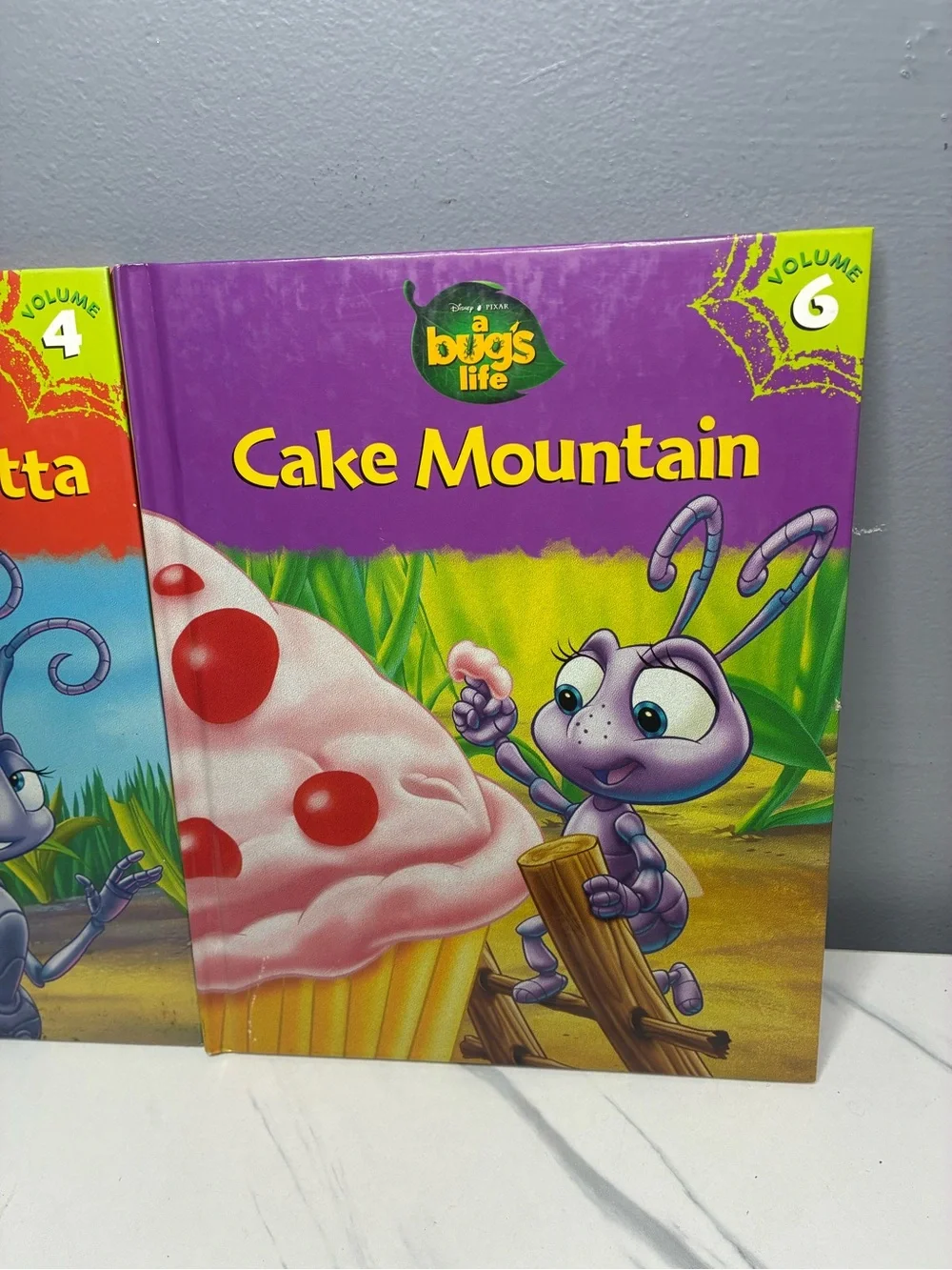 Disney Pixar A Bug’s Life Hardcover Books Vol 4 & 6 Crown for Atta Cake Mountain
